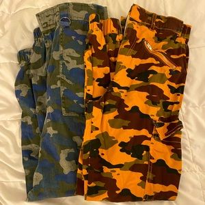 Wild Rose Camo print Cargo pants *LIKE NEW* XS